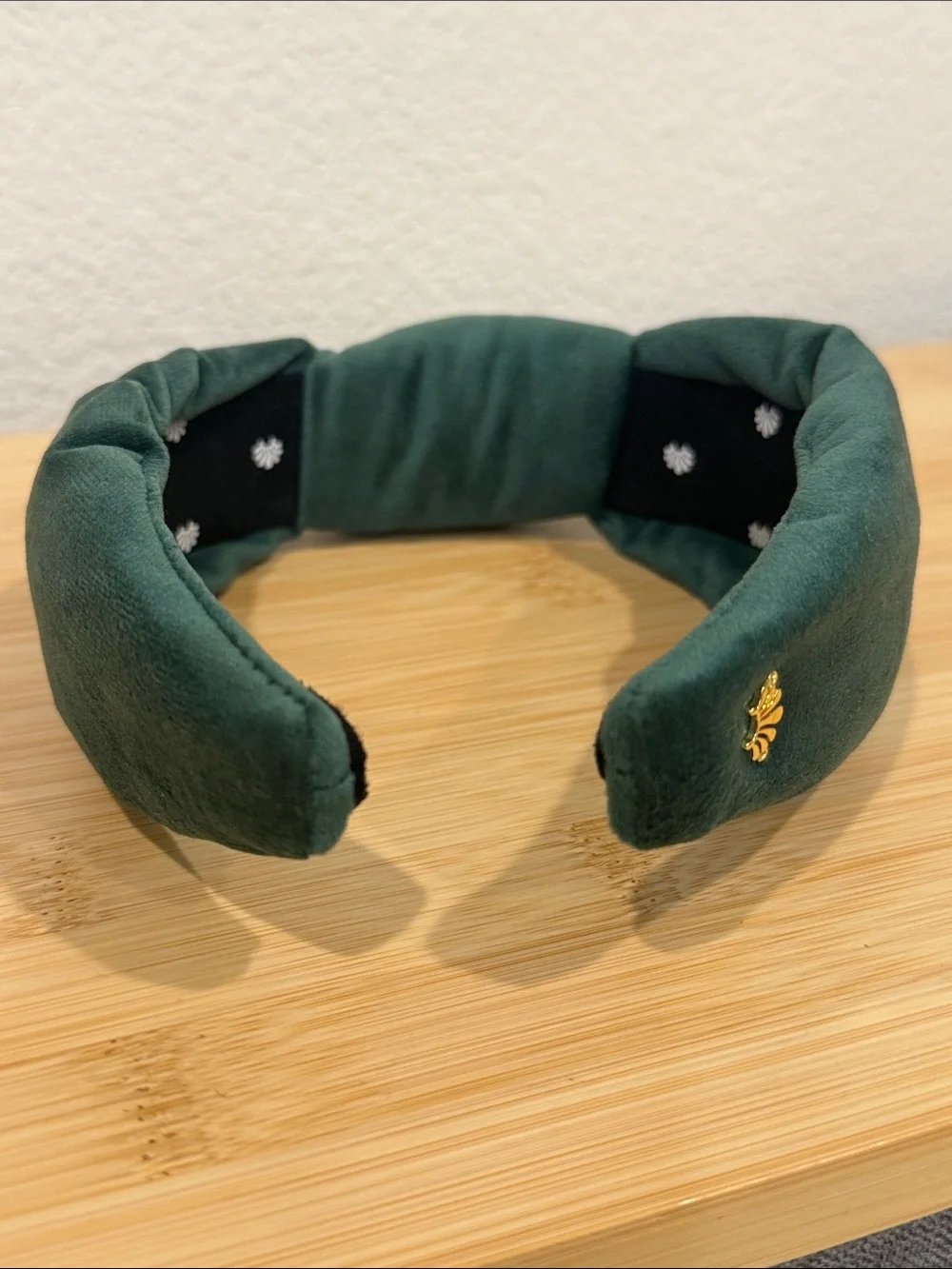 Lele Sadoughi Emerald Green Knotted Velvet Headband